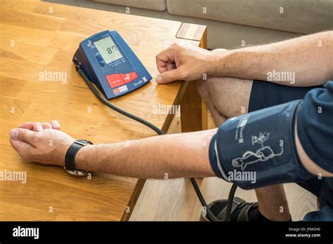 Systolic Blood Pressure High Resolution Stock Photography and Images - Alamy