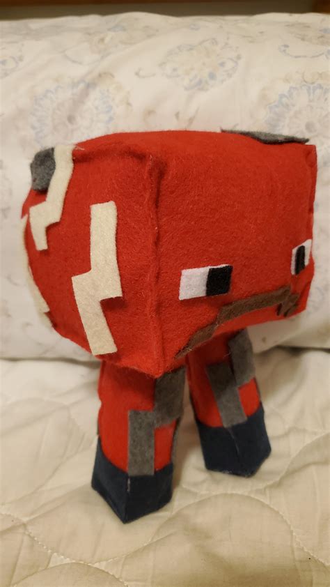 I made a strider plush, as I was bored : r/Minecraft