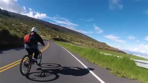 Haleakala Sunrise & Bike tour - YouTube