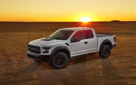 2017 Ford F-150 Raptor Image. Photo 3 of 3