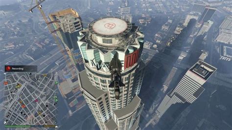 How to get to the top of the Maze Tower in GTA Online?