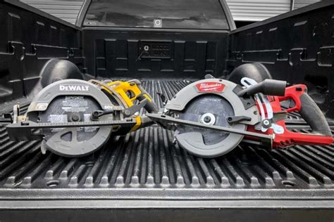 DeWalt FlexVolt Worm Drive Style Vs Milwaukee M18 Fuel Rear-Handle Circular Saw