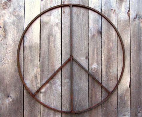 Peace Sign Wreath 15 Inch Rustic Steel Wall Art by bluemetaldesign