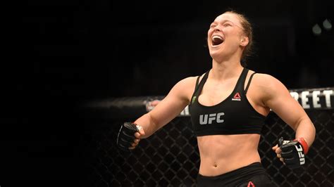 UFC: Ronda Rousey stops Cat Zingano in record-breaking 14 seconds | WWE ...