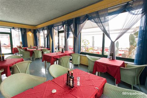 HOTEL MALCESINE $108 ($̶1̶2̶2̶) - Prices & Reviews - Lake Garda, Italy