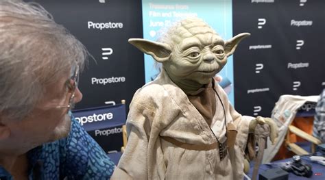 STAR WARS VFX Artist Creates a Cool Yoda Replica Using Pieces From the ...