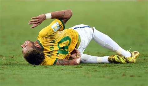 World Cup 2014: Neymar back injury puts Brazil in jeopardy - LA Times