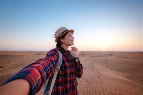 Expert Solo Travel Safety Tips for Young Women - JourneyWoman