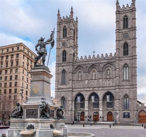 Old Montreal: Architectural Walking Tour | GetYourGuide