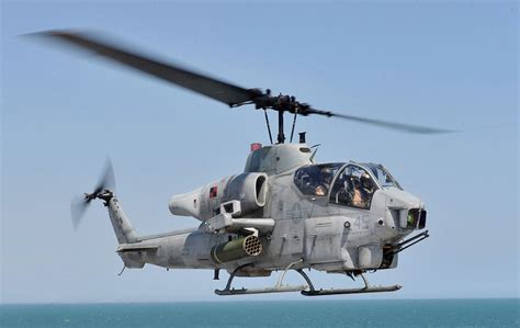 AH-1G (Bell 209) Huey Cobra/“Snake” Helicopter | Naval Helicopter Association Historical Society