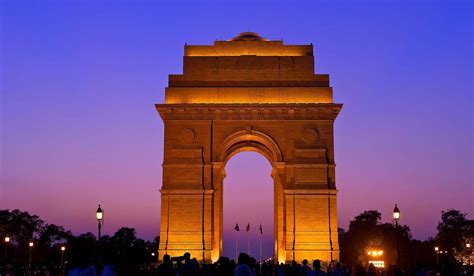 21 Most Famous Historical Monuments of India - Monuments in India