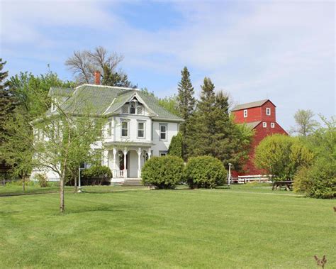 The 10 Most Beautiful Historic Homes on the Market in 2015