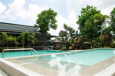 12 Best Vacation Rentals With Private Pool In Tagaytay, Philippines ...