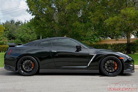 Nissan GT-R R35 Black Forgeline GA1R Open Lug Wheel | Wheel Front