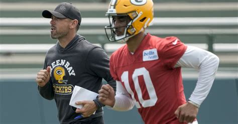 Jordan Love gets text from Aaron Rodgers before 1st training camp as ...