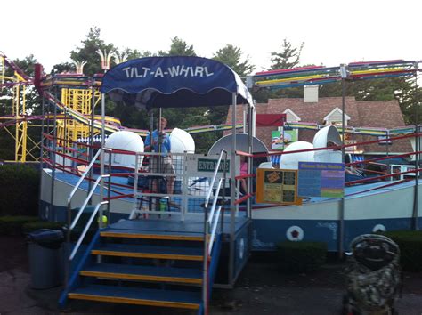 Funtown Splashtown USA - Tilt-A-Whirl