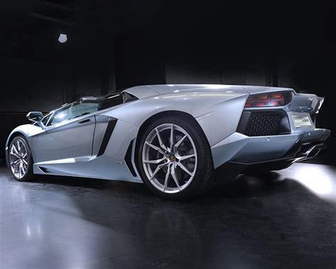 Lamborghini Aventador Roadster Grey