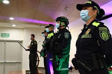 Fue presentado el nuevo uniforme de la Policía Nacional de Colombia - Actualidad Metropolitana