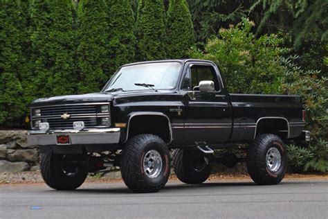 83 K10 | Chevy trucks, Cars trucks, Gm trucks