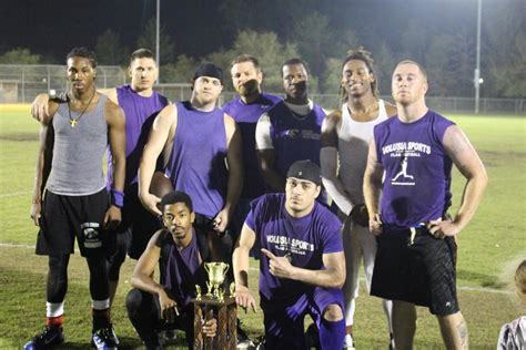 Mens Flag Football Leagues (select what city )