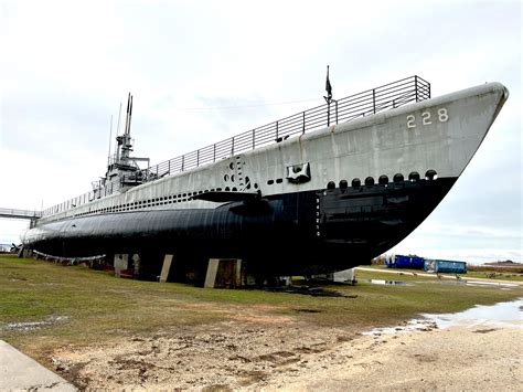 USS Drum SS-228. Oldest American submarine open to the public. : r/submarines