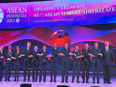 Asean urged to unite despite challenges as 43rd conference kicks off ...