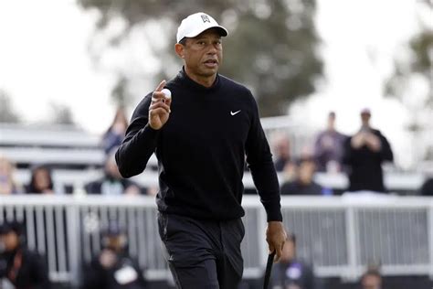 2023:Tiger Woods Goes Viral For All The Wrong Reasons At Riviera