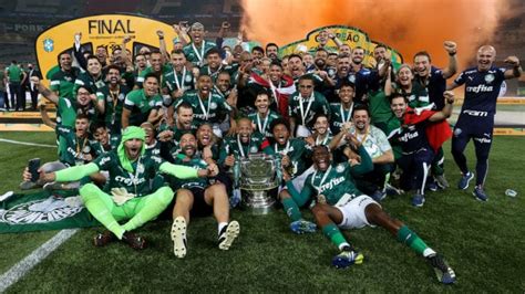 Hegemonia verde! Com 15 títulos, Palmeiras se consolida como o Maior Campeão do Brasil