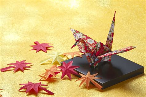 Origami Crane - How to Fold a Traditional Paper Crane