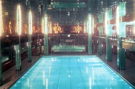 Remnants of Hotel St. George's Incredible Indoor Pool Remain | Pool ...