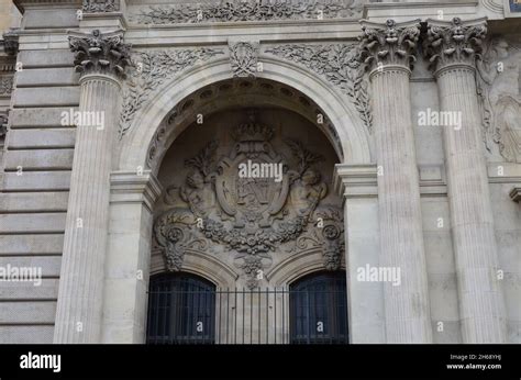 old architecture in Paris Stock Photo - Alamy