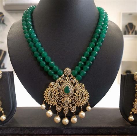 30 Emerald beads Necklace designs! | Fashionworldhub | Beaded necklace designs, Black beaded ...