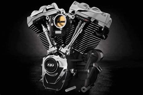 Harley-Davidson announces a new 131-cubic inch engine upgrade for 2017 and new touring models ...