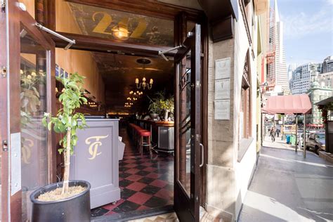 Historic Tosca Cafe Has Reopened for Indoor Dining After Nearly Two Years - Eater SF