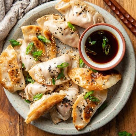 Vegan Vegetable Potstickers - Connoisseurus Veg