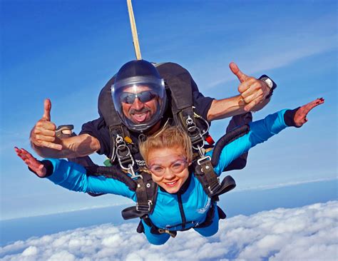 Tandem Skydive - aerohio