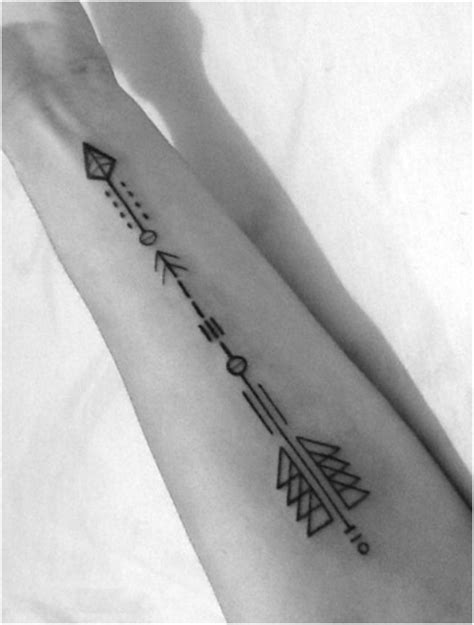 57 Stylish Arrow Wrist Tattoos