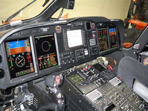 AW-139 Helicópter cockpit