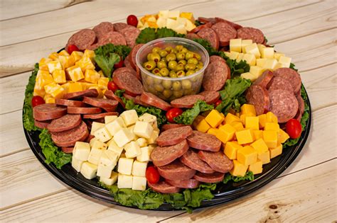 Snack Tray | Order Online at Redner's Markets