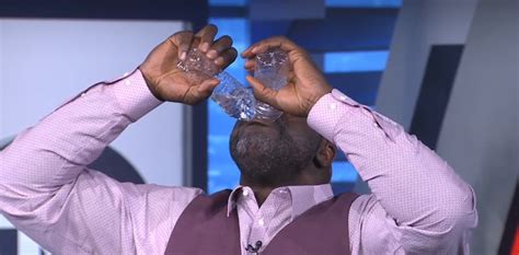 PsBattle: Shaq Drinks 2 Bottles of Water at Once : photoshopbattles