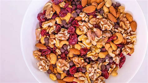 How To Make Healthy Trail Mix By Dr. William Li - YouTube