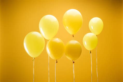 139,863 BEST Yellow Balloons IMAGES, STOCK PHOTOS & VECTORS | Adobe Stock