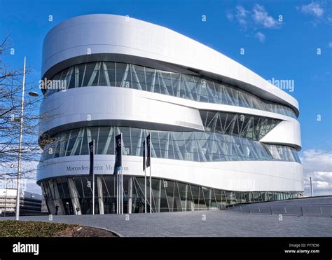 Mercedes-Benz Museum, Stuttgart, Baden-Württemberg, Germany. Curved ...