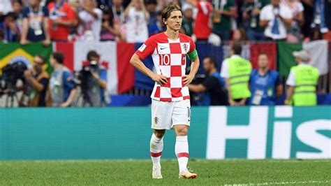 Fruncir el ceño Ensangrentado Optimismo luka modric rusia 2018 Hacer un ...