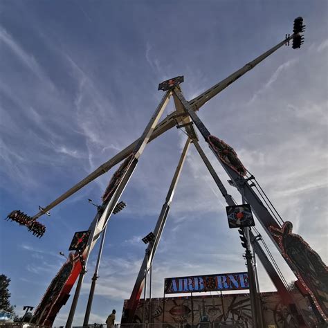 Daniel on Instagram: “Airborne - Kermis Hoorn 2021 🎢🎡🎠 #kermis #kirmes ...