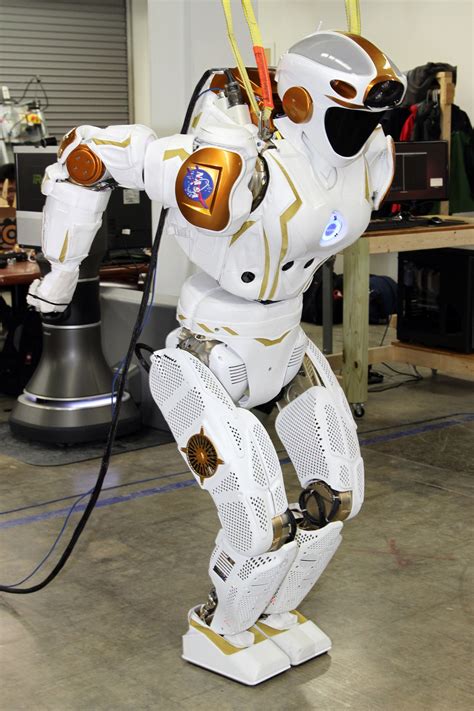 NASA's Valkyrie Robot Will Blaze the Trail to Mars & Beyond | UMass Lowell