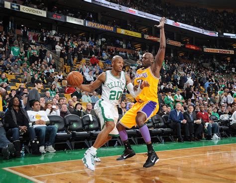 Sneaker Moments: Ray Allen Breaks the Three-Point Record