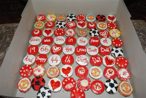 d'hati cakes n cookies: Happy 44th Birthday Mr Nizam.. 06061966