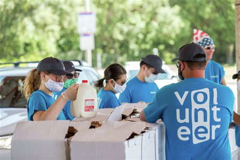 Houston Food Bank in critical need of volunteers