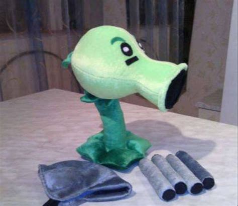 Large Plush Toy Peashooter From the Game Plants Vs. Zombies. 30cm - Etsy